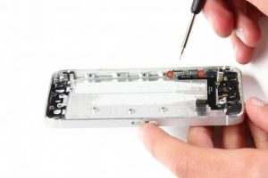 تعویض شاسی آیفون 5 اس