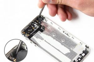 تعویض شاسی آیفون 5 اس