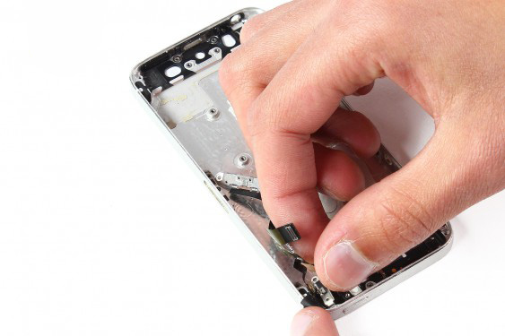 تعویض شاسی آیفون 5 اس