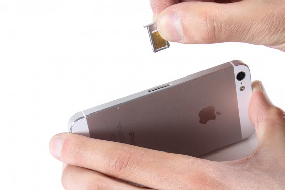 تعویض خشاب سیم کارت آیفون 5