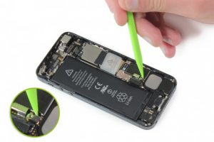 تعویض اسپیکر خارجی آیفون 5