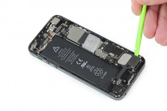 تعویض اسپیکر خارجی آیفون 5