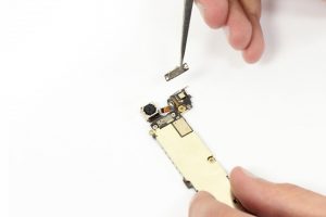 تعویض مادربرد آیفون 5