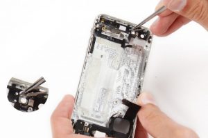 تعویض دکمه پاور آیفون 5