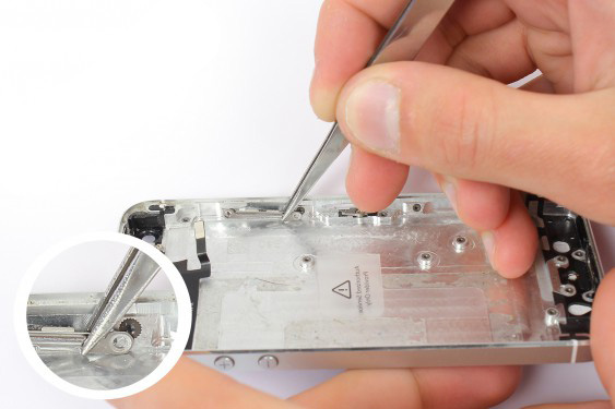 تعویض پایه های نگهدارنده LCD آیفون 5