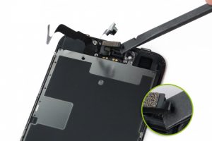 تعویض دوربین جلو آیفون اس ای 2