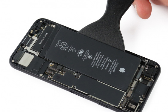 تعویض باتری آیفون اس ای 2