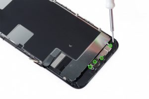 تعویض دکمه هوم آیفون اس ای 2