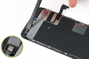 تعویض دکمه هوم آیفون اس ای 2