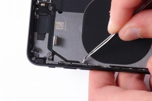 تعویض فلت پاور آیفون اس ای 2