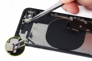 تعویض فلت پاور آیفون اس ای 2