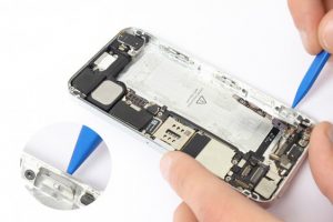 تعویض دکمه سایلنت آیفون 5